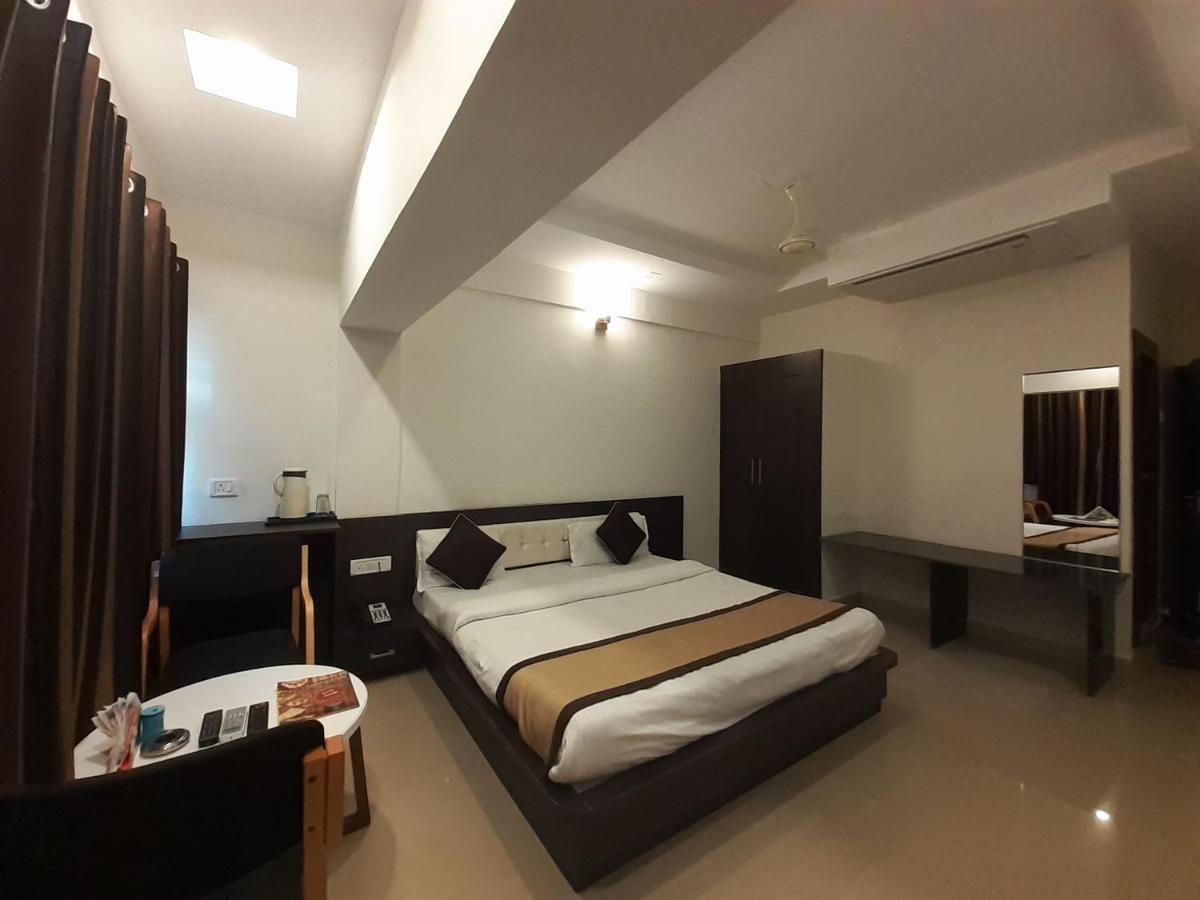 Hotel Bharat Kota  Luaran gambar