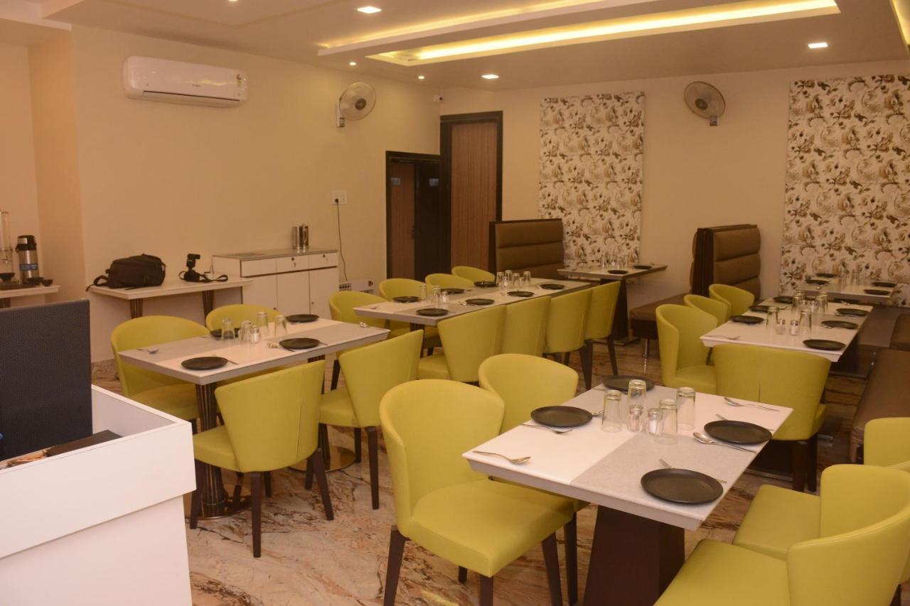 Hotel Bharat Kota  Luaran gambar