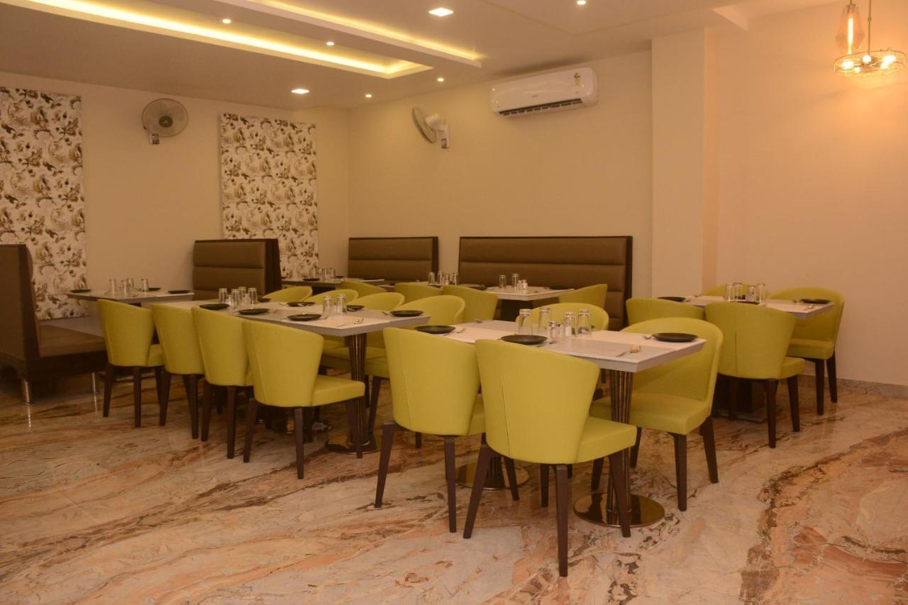 Hotel Bharat Kota  Luaran gambar