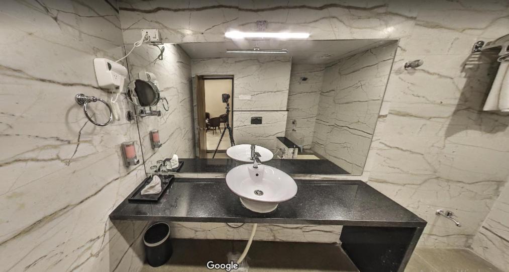 Hotel Bharat Kota  Luaran gambar
