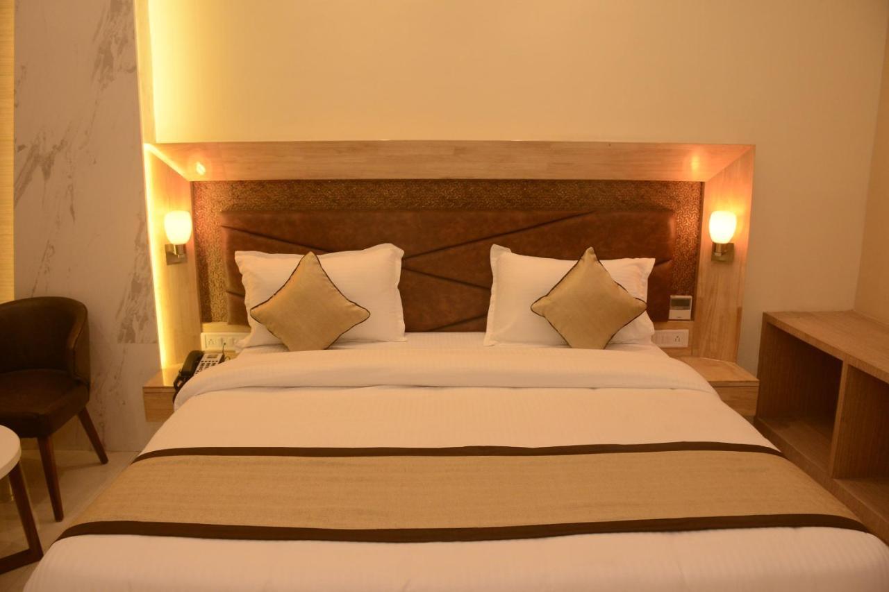 Hotel Bharat Kota  Luaran gambar