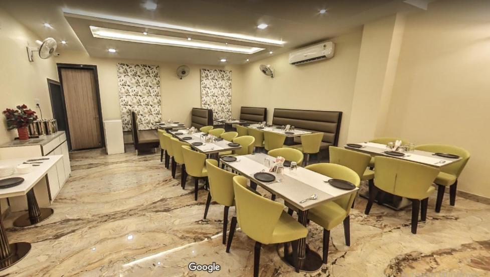 Hotel Bharat Kota  Luaran gambar