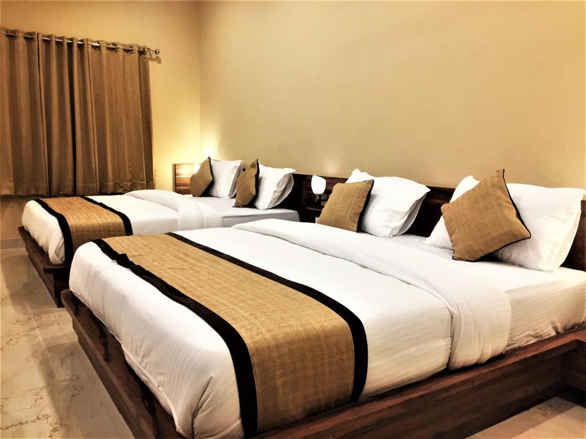 Hotel Bharat Kota  Luaran gambar
