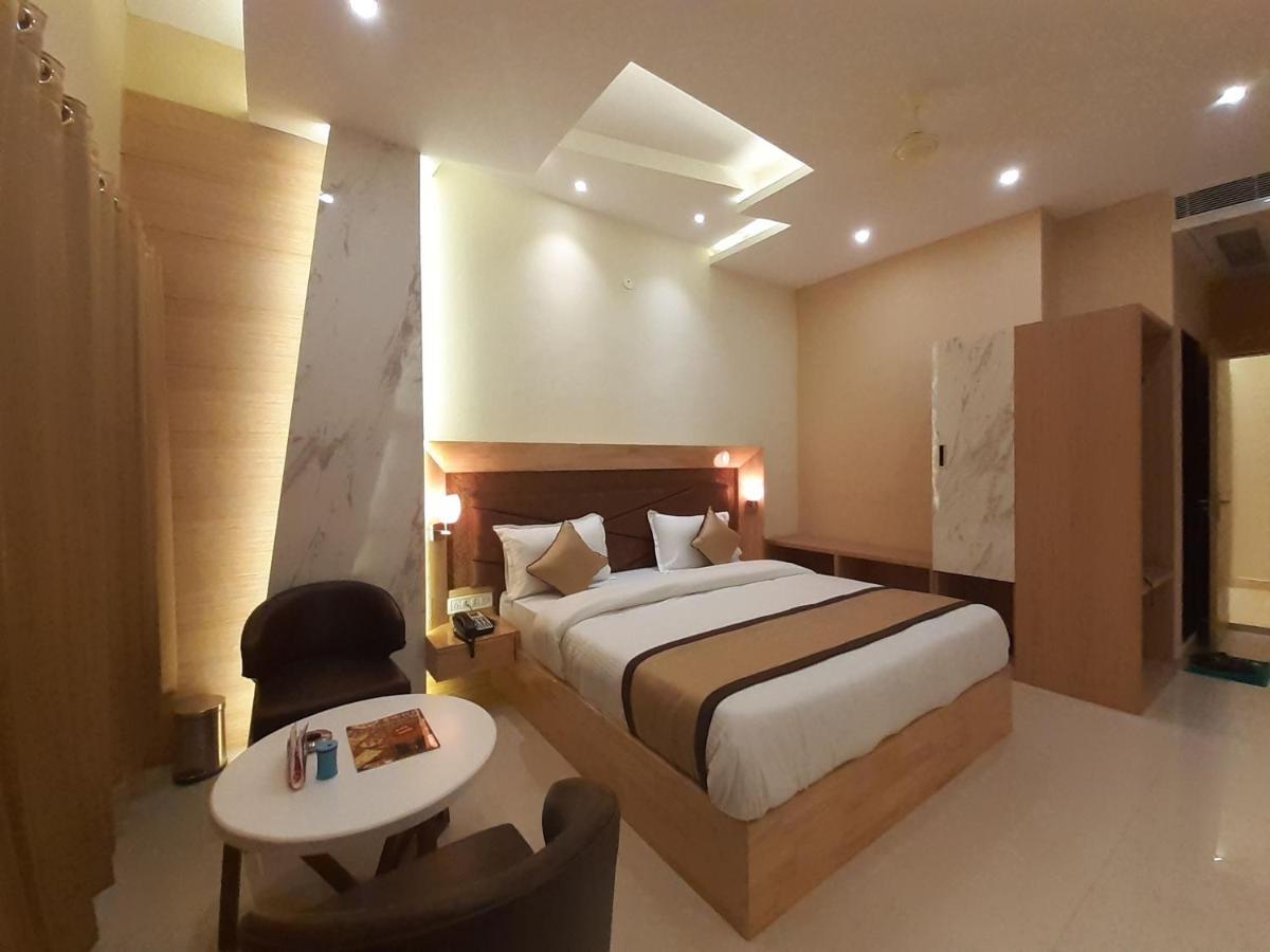 Hotel Bharat Kota  Luaran gambar